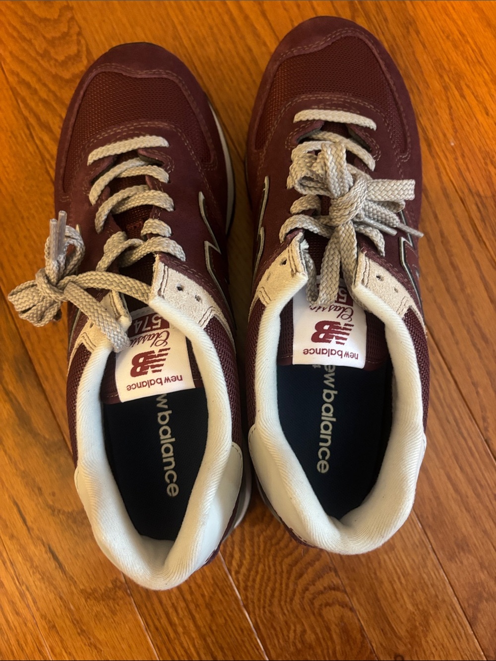 NWOT - Women's 574 Suede Retro Sneakers - 10.5 - Picture 7 of 14